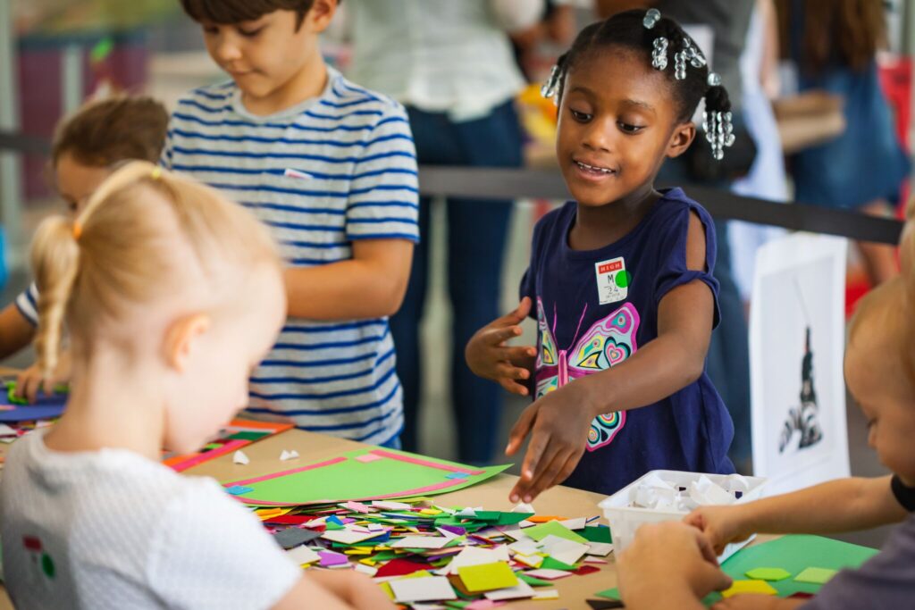 art making, camp young girls making art at the high museum.